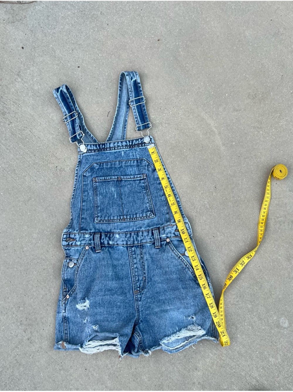 Wild Fable Y2K Light Blue Wash Distressed Denim Cutoff Overalls - Picture 6 of 10